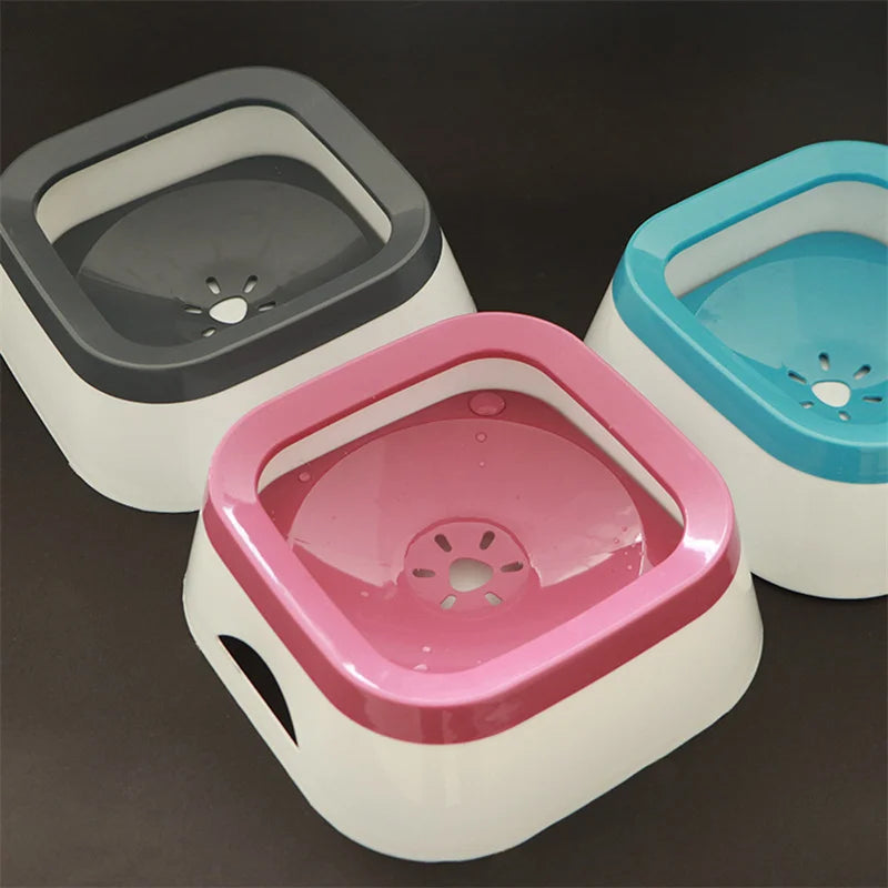 Smart Anti-Splash Water Bowl for Dogs & Cats – 1L Large Capacity, No-Spill Design
